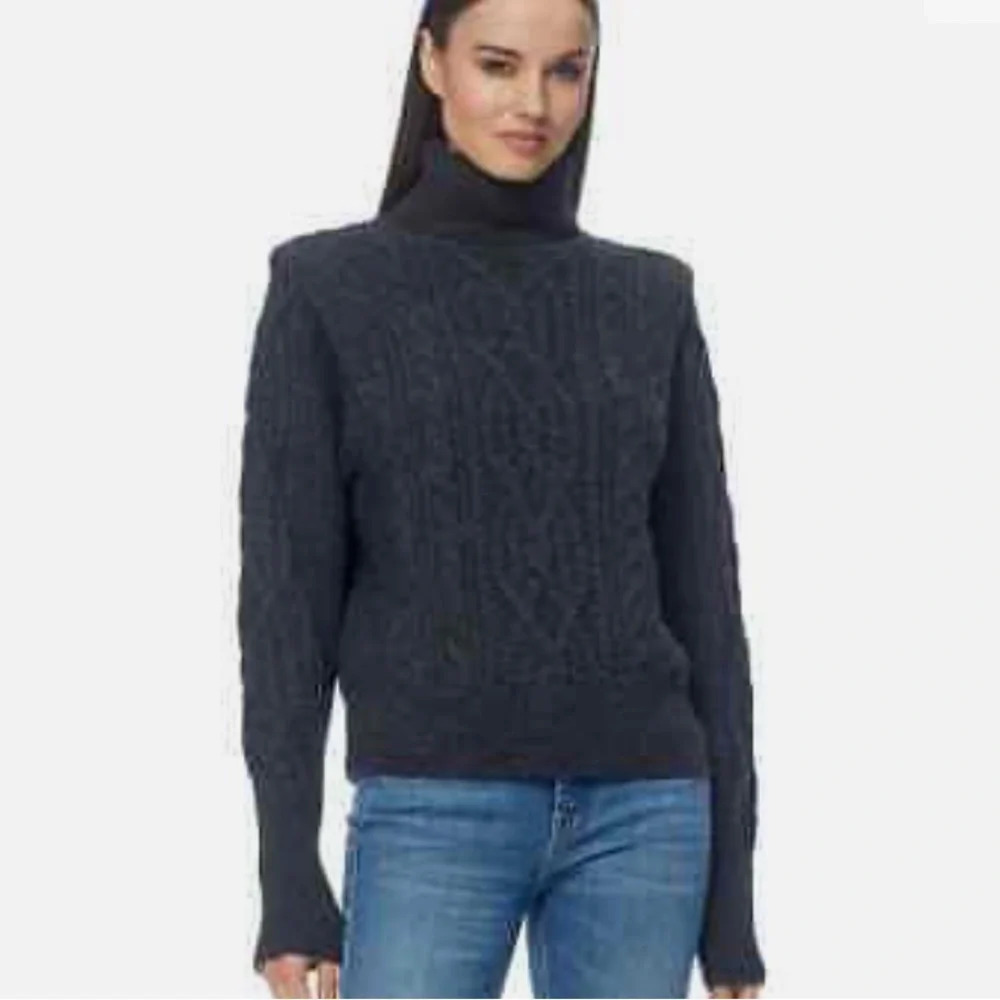 NWT SKULL CASHMERE CHARCOAL CABLE KNIT TURTLENECK SWEATER